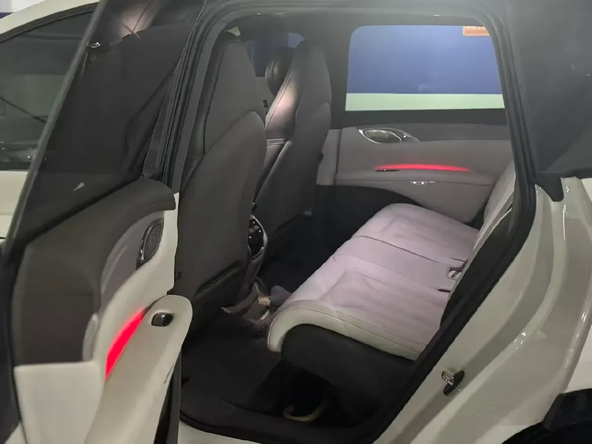 2023 IM LS7 BEV 77KWH,autocango,china used car exporter,china ev exporter,chinese used car exporter,chinese used ev exporter