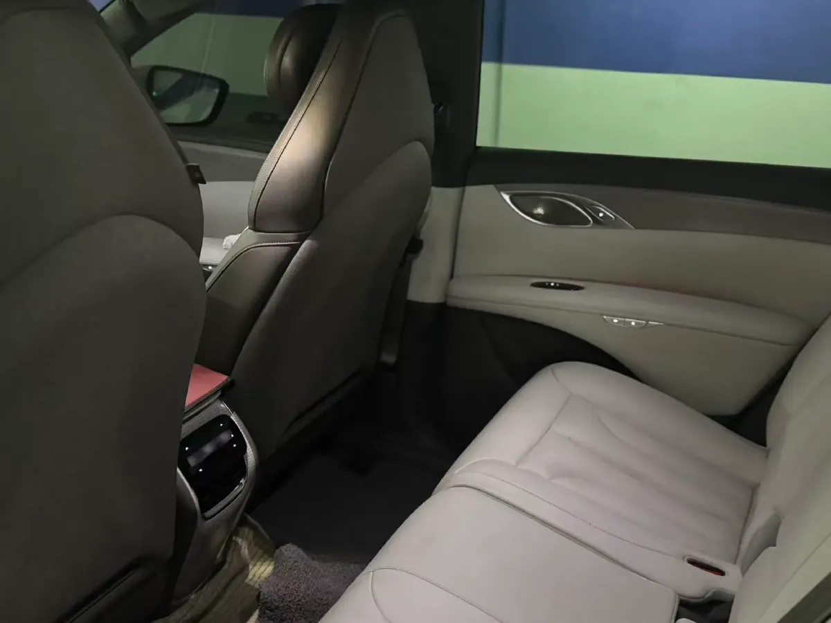 2023 IM LS7 BEV 77KWH,autocango,china used car exporter,china ev exporter,chinese used car exporter,chinese used ev exporter