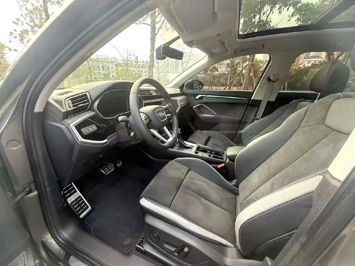 2021 Audi Q3 2.0T 186HP L4 7DCT,autocango,china used car exporter,china ev exporter,chinese used car exporter,chinese used ev exporter