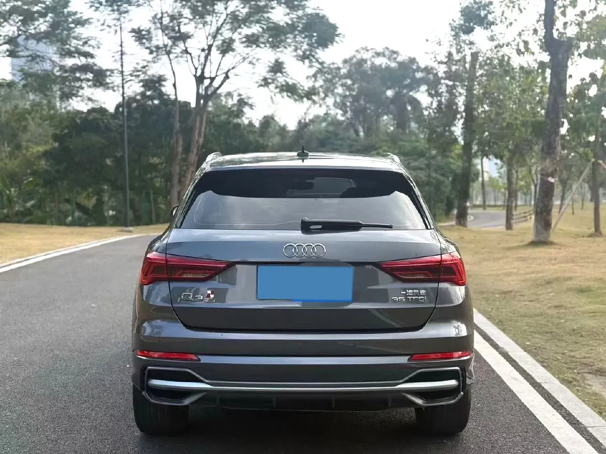 2021 Audi Q3 2.0T 186HP L4 7DCT,autocango,china used car exporter,china ev exporter,chinese used car exporter,chinese used ev exporter