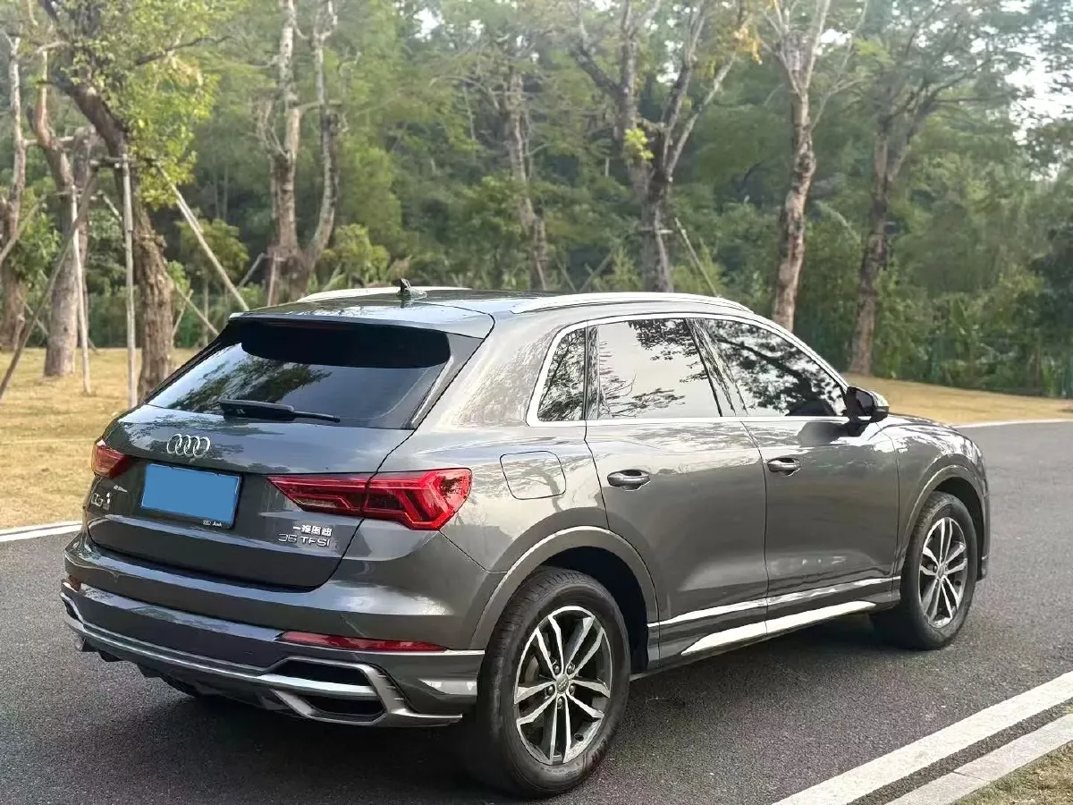 2021 Audi Q3 2.0T 186HP L4 7DCT,autocango,china used car exporter,china ev exporter,chinese used car exporter,chinese used ev exporter