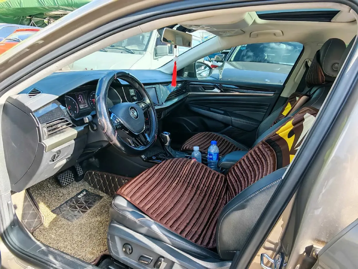 2019 Volkswagen Passat 1.4T 150HP L4 7DCT,autocango,china used car exporter,china ev exporter,chinese used car exporter,chinese used ev exporter