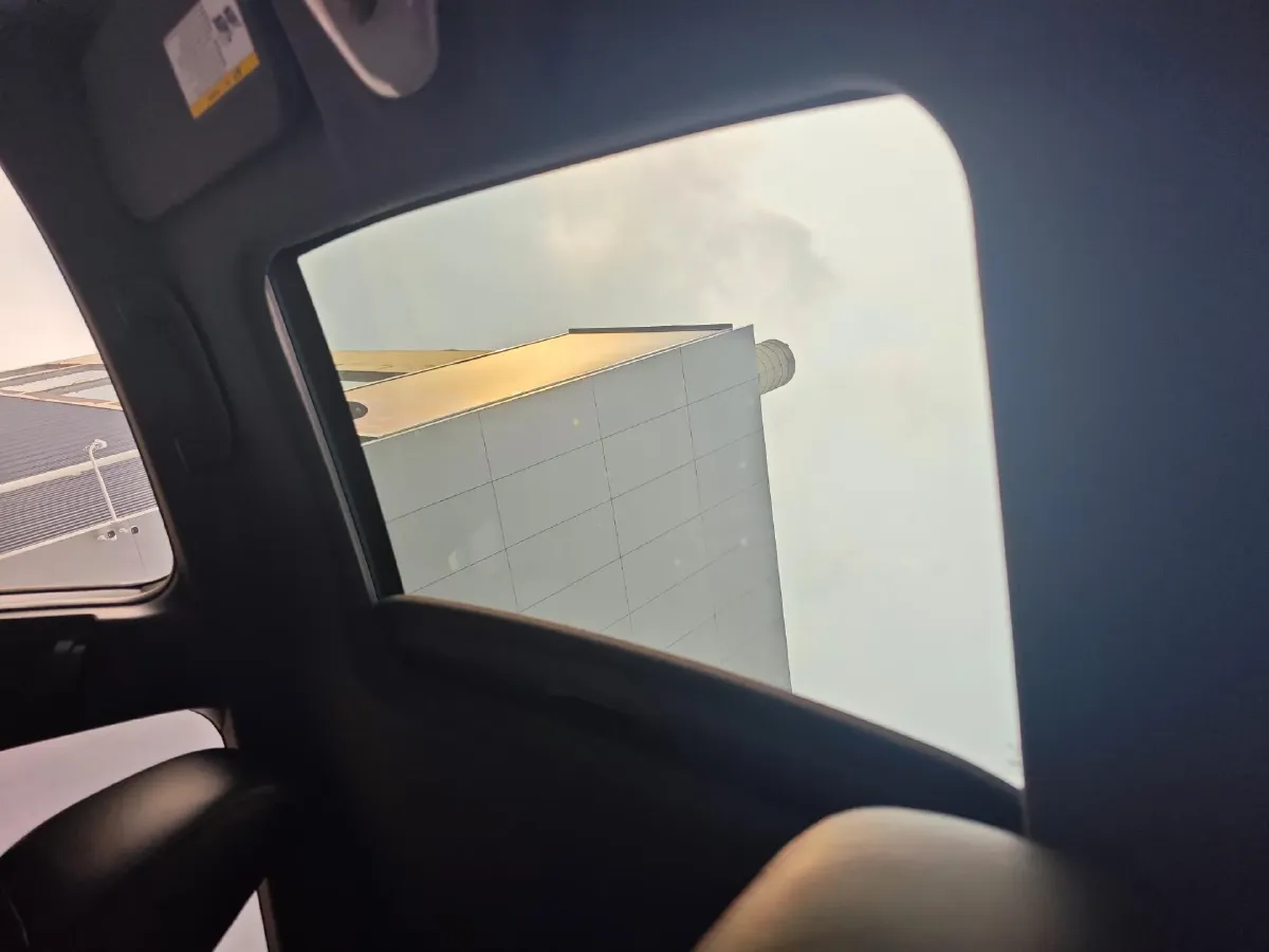 2020 Toyota C-HR 2.0L 171HP L4 CVT,autocango,china used car exporter,china ev exporter,chinese used car exporter,chinese used ev exporter