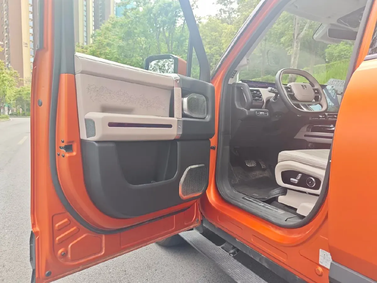 2025 Jetour Zongheng G700 2.0T 211HP L4 2DHT PHEV,autocango,china used car exporter,china ev exporter,chinese used car exporter,chinese used ev exporter