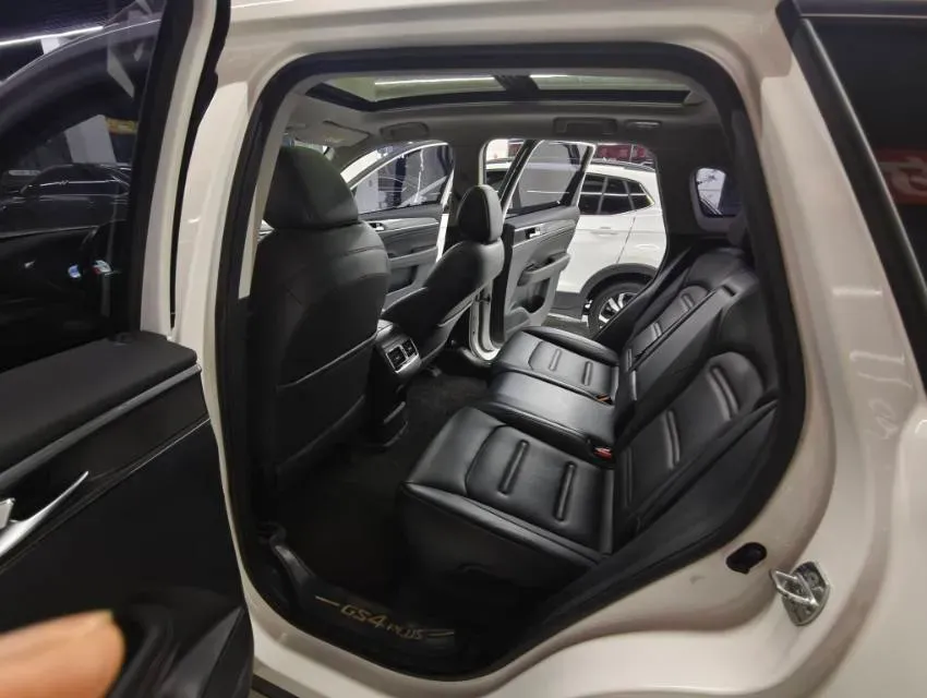 2021 GAC Trumpchi GS4 Plus 2.0T 252HP L4 6AT,autocango,china used car exporter,china ev exporter,chinese used car exporter,chinese used ev exporter