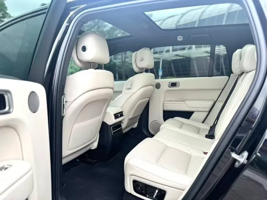 2024 Li L7 Range Extended 154HP REEV 42.8KWH,autocango,china used car exporter,china ev exporter,chinese used car exporter,chinese used ev exporter