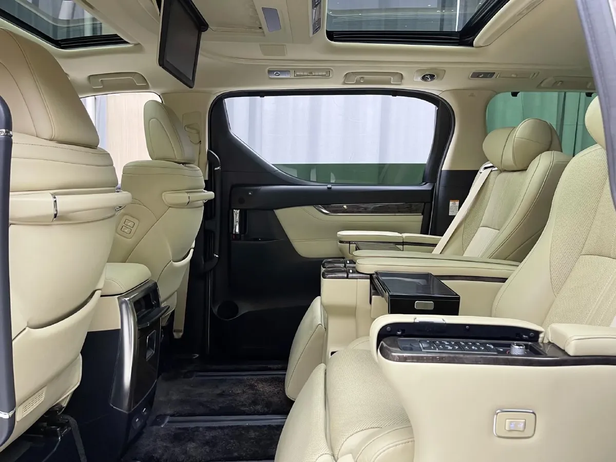 2019 Toyota Vellfire 2.5L 117HP L4 E-CVT Hybrid,autocango,china used car exporter,china ev exporter,chinese used car exporter,chinese used ev exporter