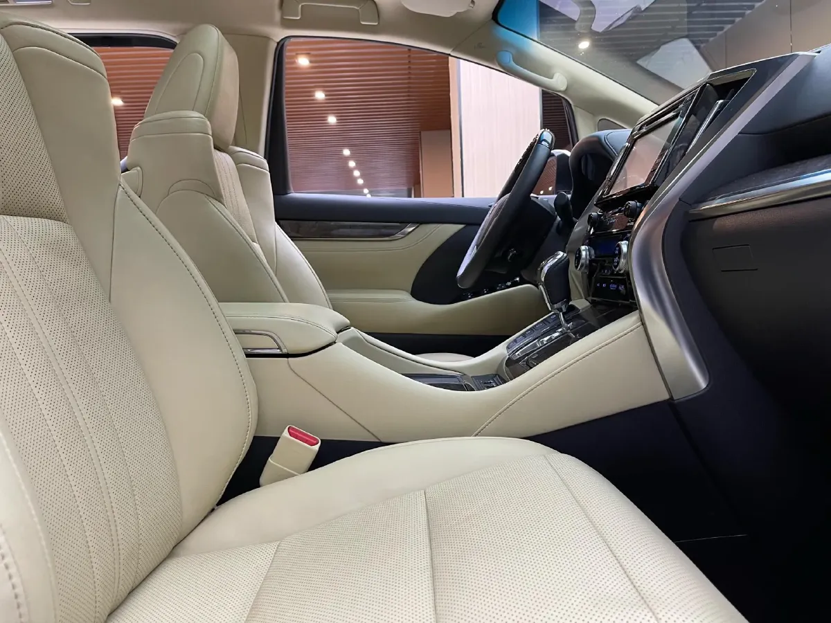 2019 Toyota Vellfire 2.5L 117HP L4 E-CVT Hybrid,autocango,china used car exporter,china ev exporter,chinese used car exporter,chinese used ev exporter