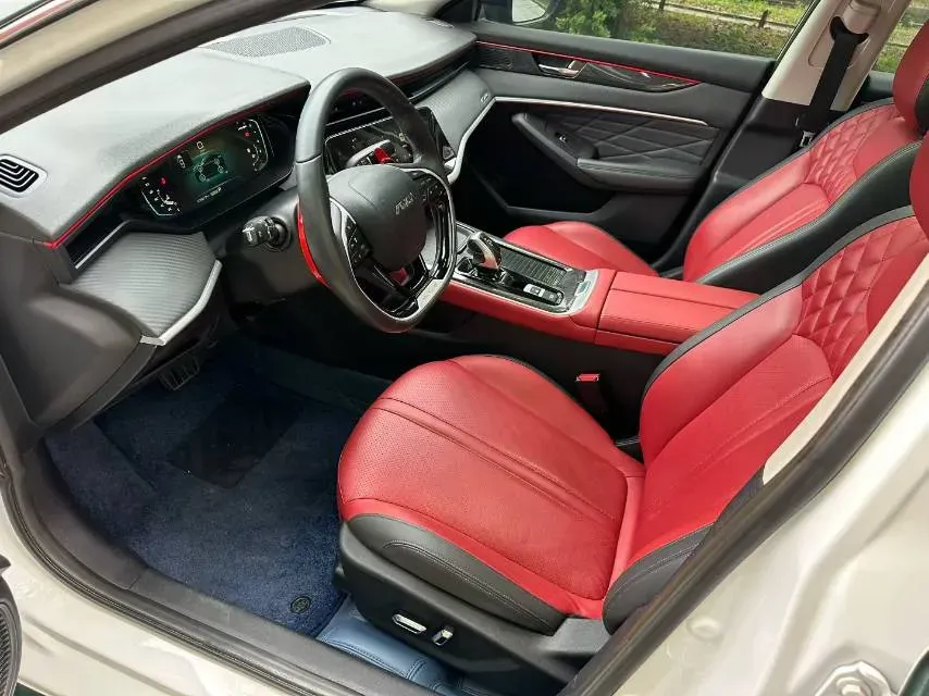 2021 DongFeng Aeolus YiXuan MAX 1.5T 190HP L4 7DCT,autocango,china used car exporter,china ev exporter,chinese used car exporter,chinese used ev exporter