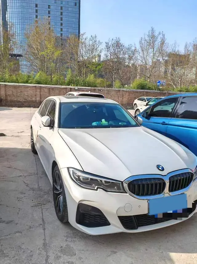 2021 BMW 3 Series 2.0T 156HP L4 8AT,autocango,china used car exporter,china ev exporter,chinese used car exporter,chinese used ev exporter