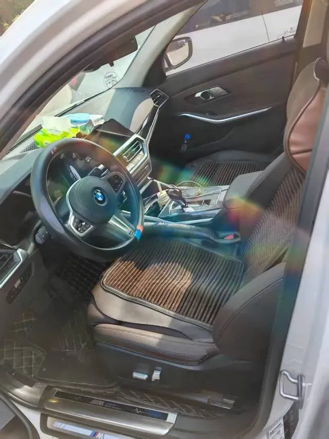 2021 BMW 3 Series 2.0T 156HP L4 8AT,autocango,china used car exporter,china ev exporter,chinese used car exporter,chinese used ev exporter