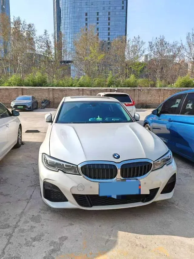 2021 BMW 3 Series 2.0T 156HP L4 8AT,autocango,china used car exporter,china ev exporter,chinese used car exporter,chinese used ev exporter