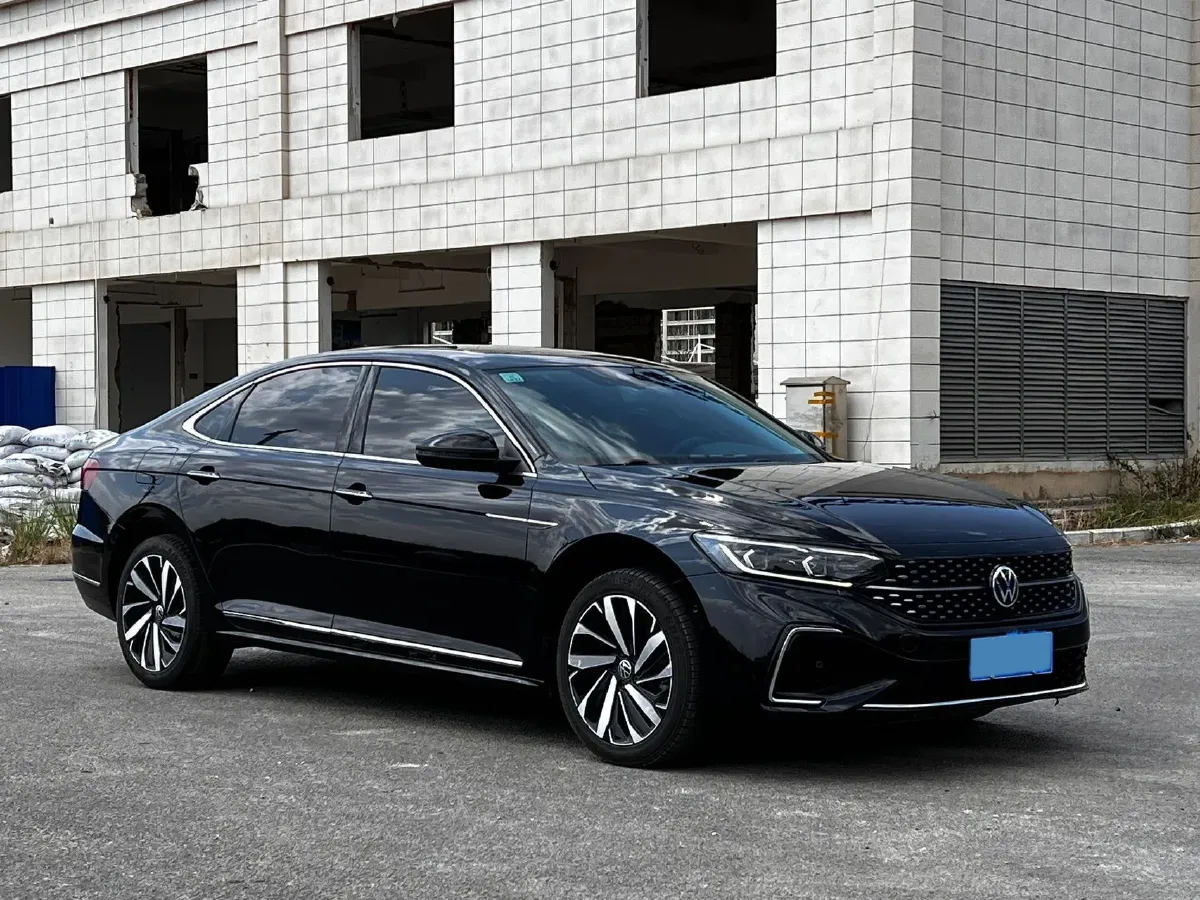 2021 Volkswagen Passat 2.0T 186HP L4 7DCT,autocango,china used car exporter,china ev exporter,chinese used car exporter,chinese used ev exporter