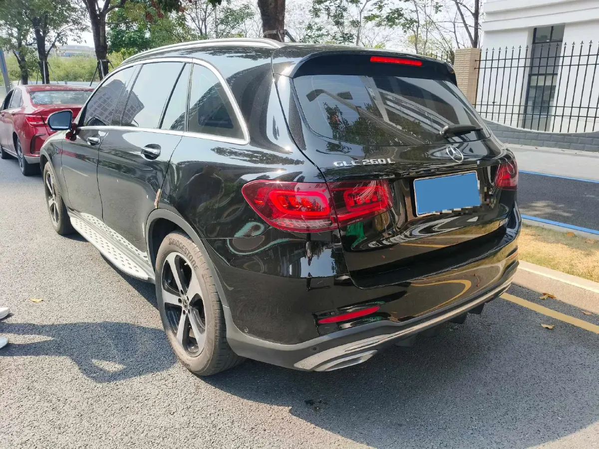 2022 Mercedes-Benz GLC Class 2.0T 197HP L4 9AT,autocango,china used car exporter,china ev exporter,chinese used car exporter,chinese used ev exporter