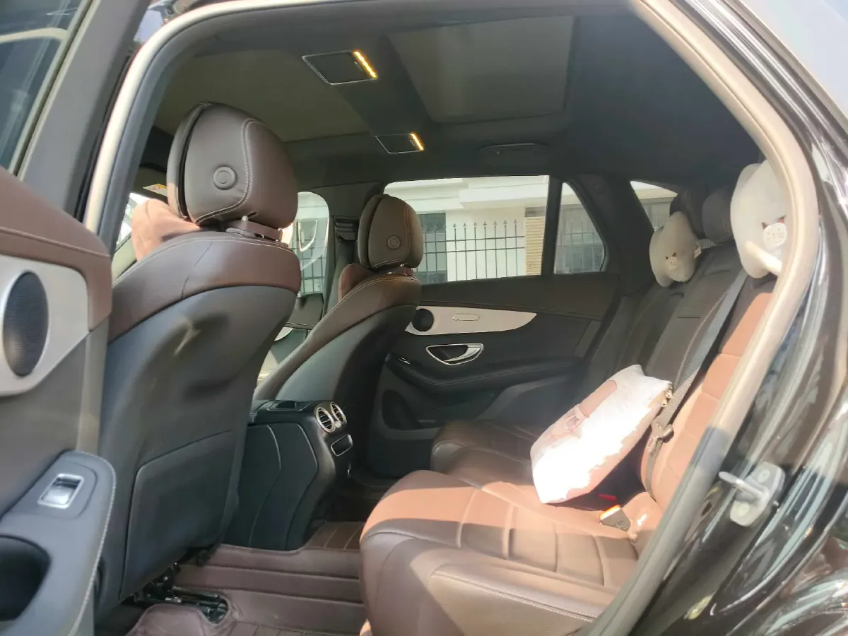 2022 Mercedes-Benz GLC Class 2.0T 197HP L4 9AT,autocango,china used car exporter,china ev exporter,chinese used car exporter,chinese used ev exporter