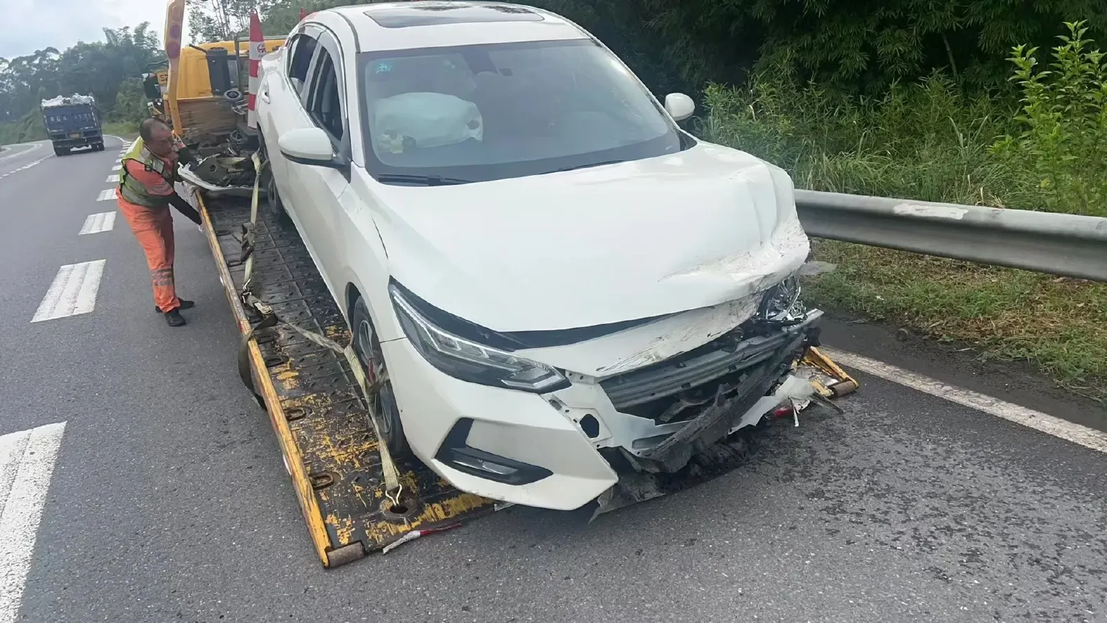 2022 Nissan Sylphy 1.6L 135HP L4 CVT,autocango,china used car exporter,china ev exporter,chinese used car exporter,chinese used ev exporter