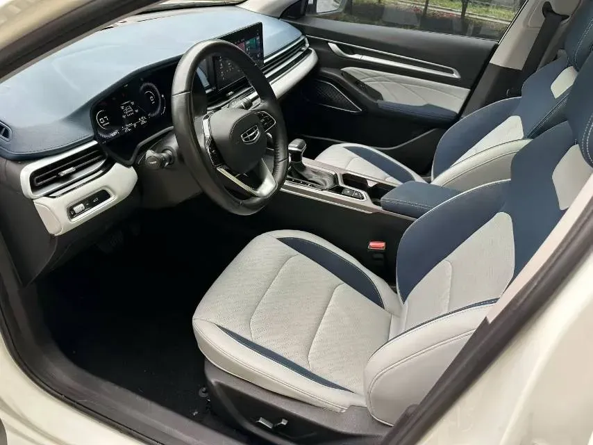 2022 Geely Emgrand 1.5L 114HP L4 CVT,autocango,china used car exporter,china ev exporter,chinese used car exporter,chinese used ev exporter