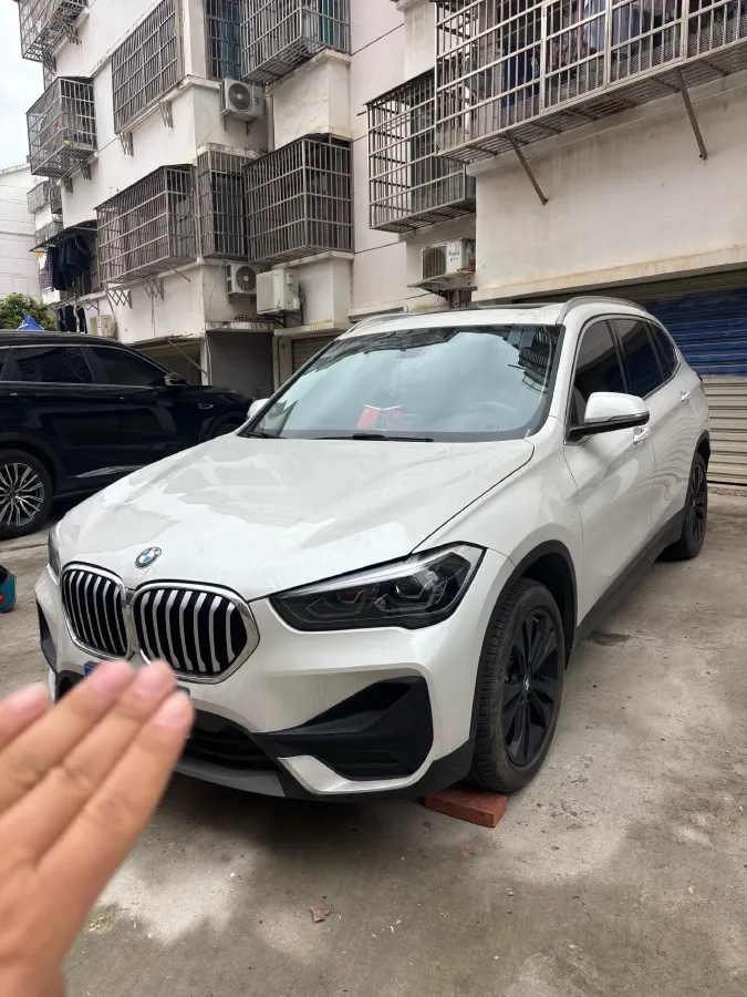 2022 BMW X1 1.5T 140HP L3 7DCT,autocango,china used car exporter,china ev exporter,chinese used car exporter,chinese used ev exporter