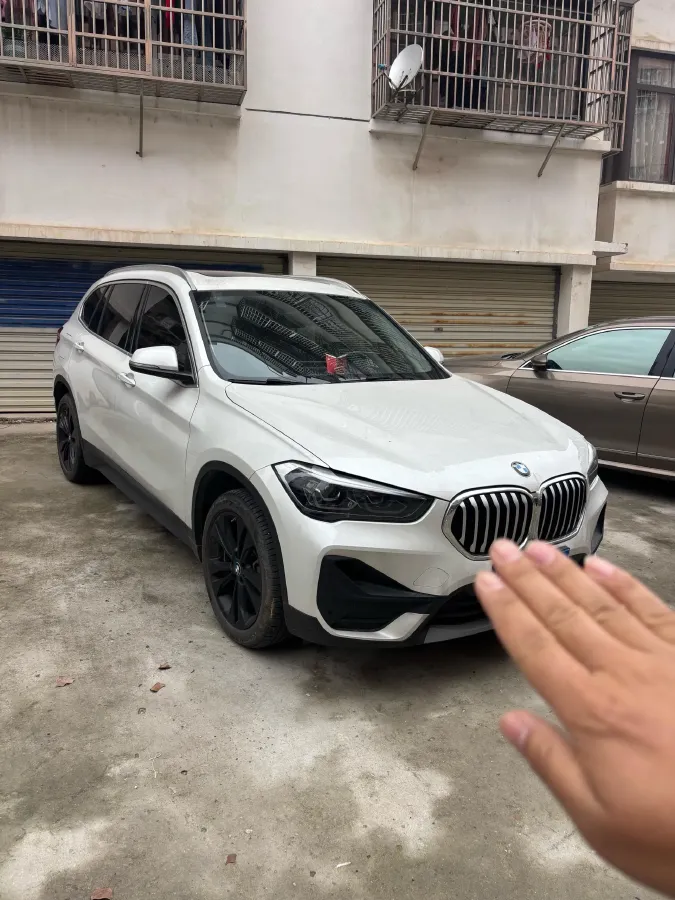 2022 BMW X1 1.5T 140HP L3 7DCT,autocango,china used car exporter,china ev exporter,chinese used car exporter,chinese used ev exporter