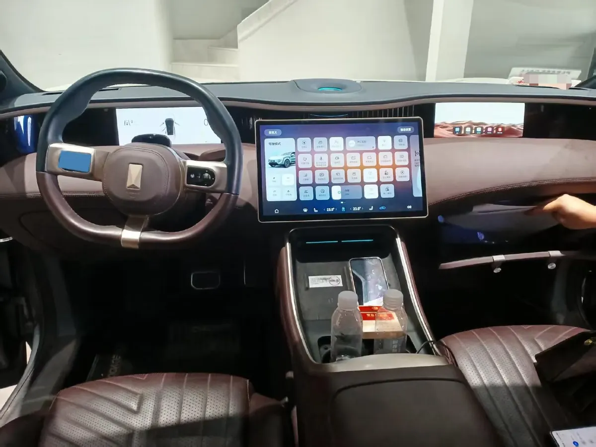 2023 Avatr 11 BEV 90.38KWH,autocango,china used car exporter,china ev exporter,chinese used car exporter,chinese used ev exporter