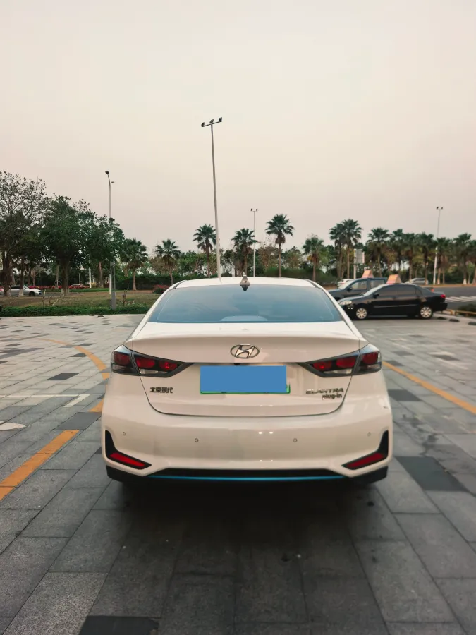 2019 Kia K3 1.6L 105HP L4 6DCT PHEV 12.9KWH,autocango,china used car exporter,china ev exporter,chinese used car exporter,chinese used ev exporter