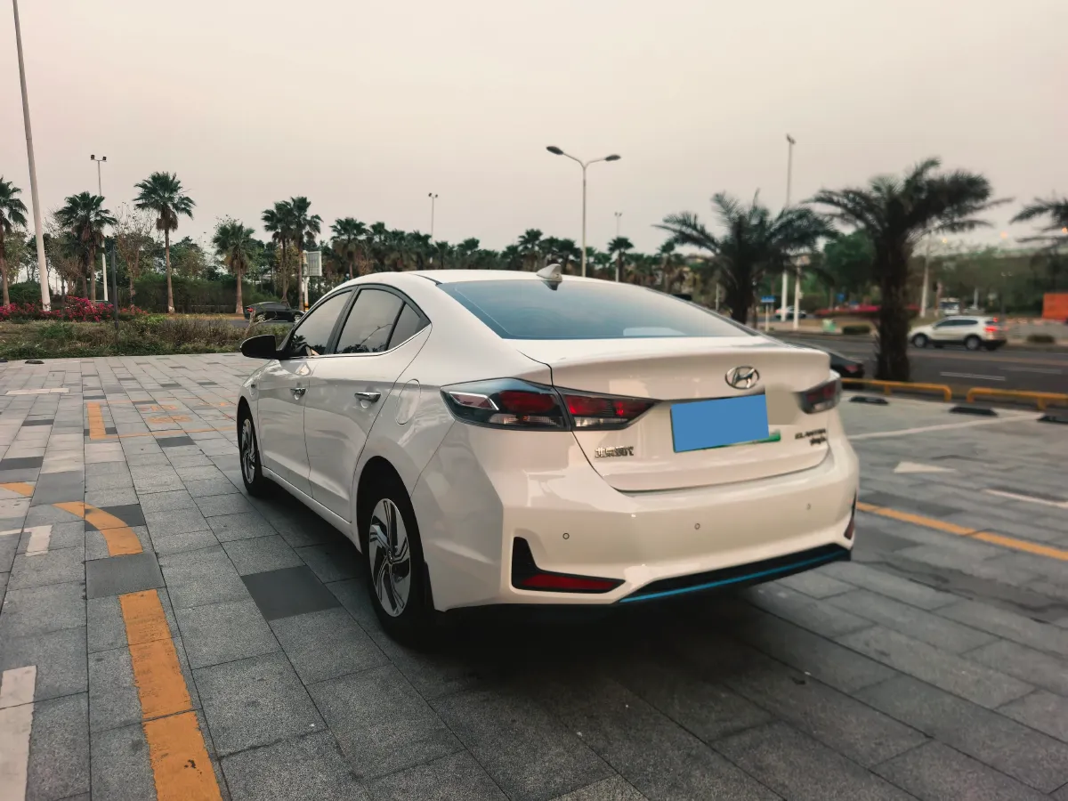 2019 Kia K3 1.6L 105HP L4 6DCT PHEV 12.9KWH,autocango,china used car exporter,china ev exporter,chinese used car exporter,chinese used ev exporter