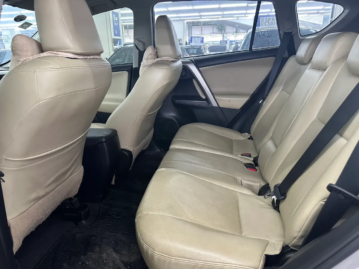 2019 Toyota RAV4 2.0L 151HP L4 CVT,autocango,china used car exporter,china ev exporter,chinese used car exporter,chinese used ev exporter