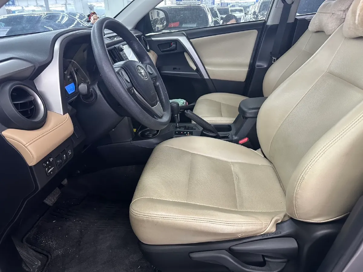 2019 Toyota RAV4 2.0L 151HP L4 CVT,autocango,china used car exporter,china ev exporter,chinese used car exporter,chinese used ev exporter