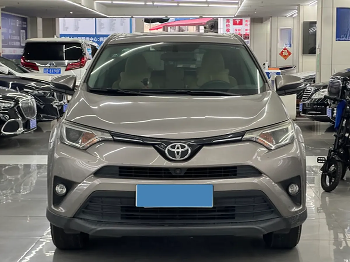 2019 Toyota RAV4 2.0L 151HP L4 CVT,autocango,china used car exporter,china ev exporter,chinese used car exporter,chinese used ev exporter