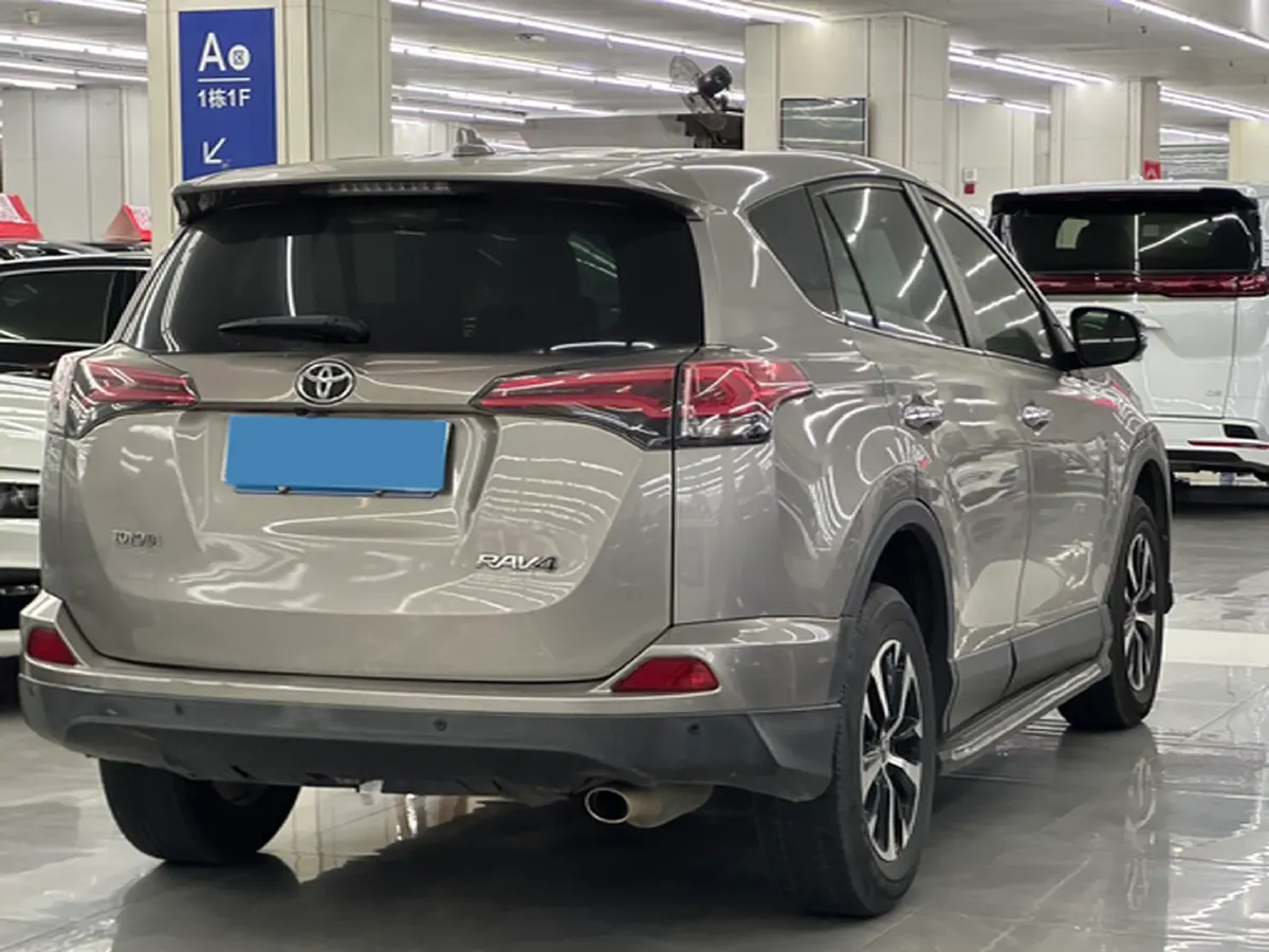 2019 Toyota RAV4 2.0L 151HP L4 CVT,autocango,china used car exporter,china ev exporter,chinese used car exporter,chinese used ev exporter