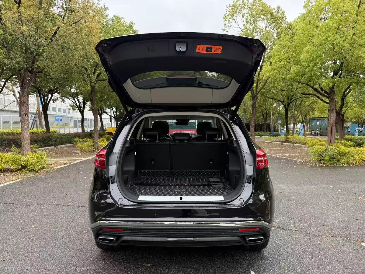 2022 HongQi HS5 2.0T 224HP L4 6AT,autocango,china used car exporter,china ev exporter,chinese used car exporter,chinese used ev exporter