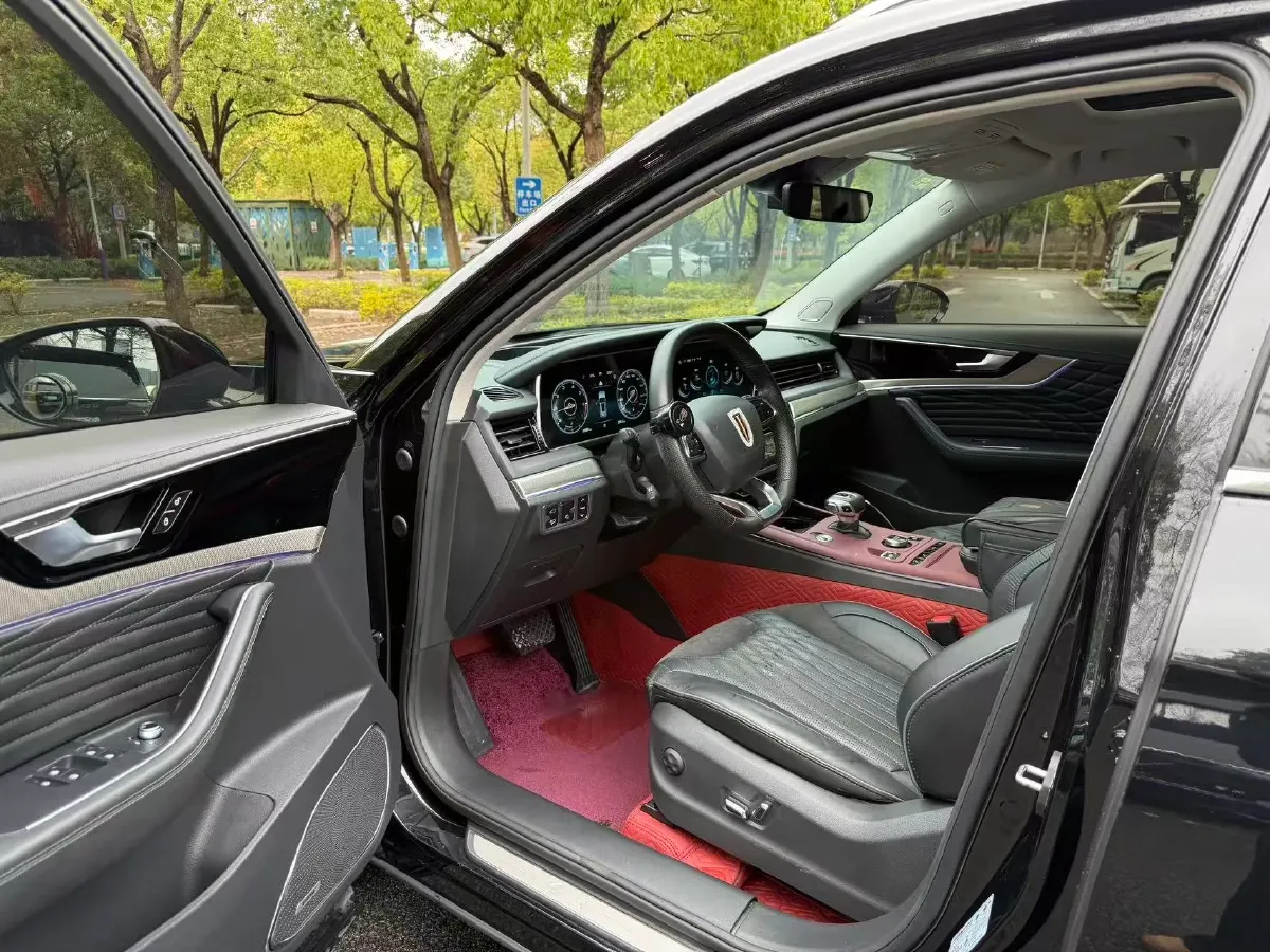 2022 HongQi HS5 2.0T 224HP L4 6AT,autocango,china used car exporter,china ev exporter,chinese used car exporter,chinese used ev exporter