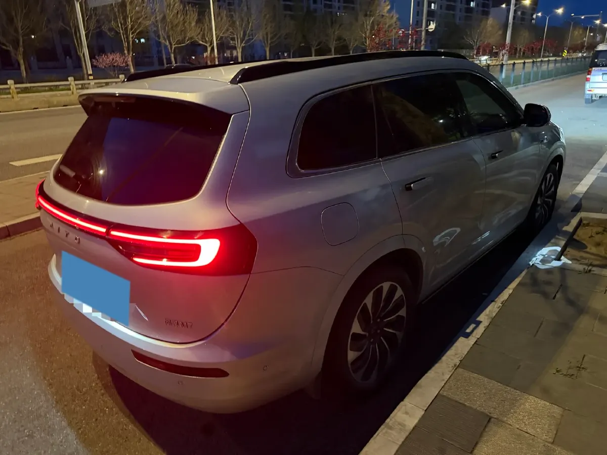 2024 AITO AITO M7 1.5T 152HP L4 REEV 40KWH,autocango,china used car exporter,china ev exporter,chinese used car exporter,chinese used ev exporter