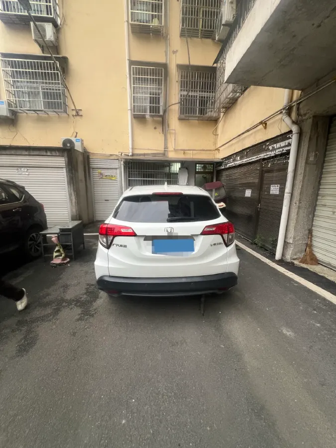 2020 Honda Vezel 1.5L 131HP L4 CVT,autocango,china used car exporter,china ev exporter,chinese used car exporter,chinese used ev exporter