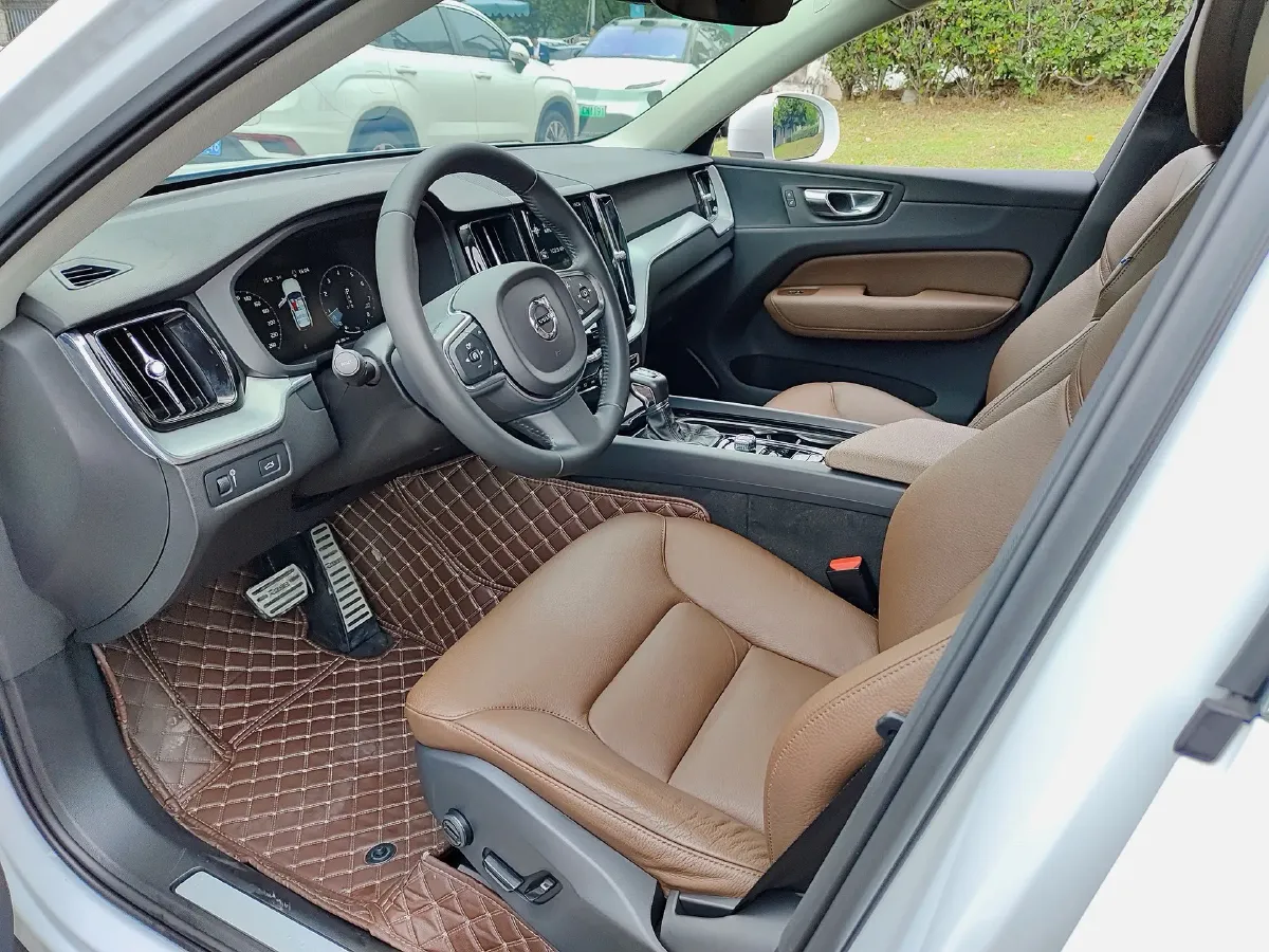 2019 Jeep Wrangler 2.0T 266HP L4 8AT,autocango,china used car exporter,china ev exporter,chinese used car exporter,chinese used ev exporter