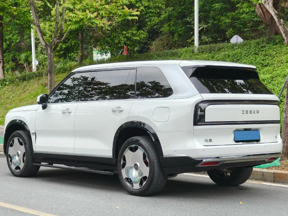 2025 Zeekr 9X 2.0T 279HP L4 1DHT PHEV,autocango,china used car exporter,china ev exporter,chinese used car exporter,chinese used ev exporter