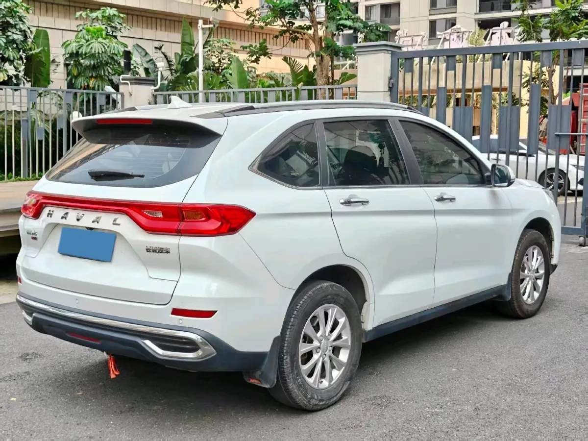 2023 Haval M6 1.5T 150HP L4 7DCT,autocango,china used car exporter,china ev exporter,chinese used car exporter,chinese used ev exporter