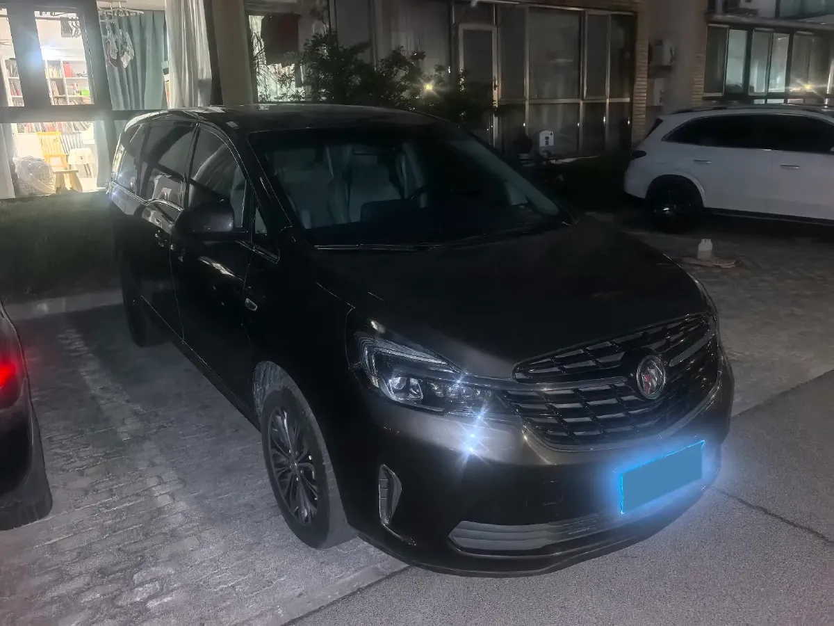 2021 Buick GL8 2.0T 237HP L4 9AT,autocango,china used car exporter,china ev exporter,chinese used car exporter,chinese used ev exporter