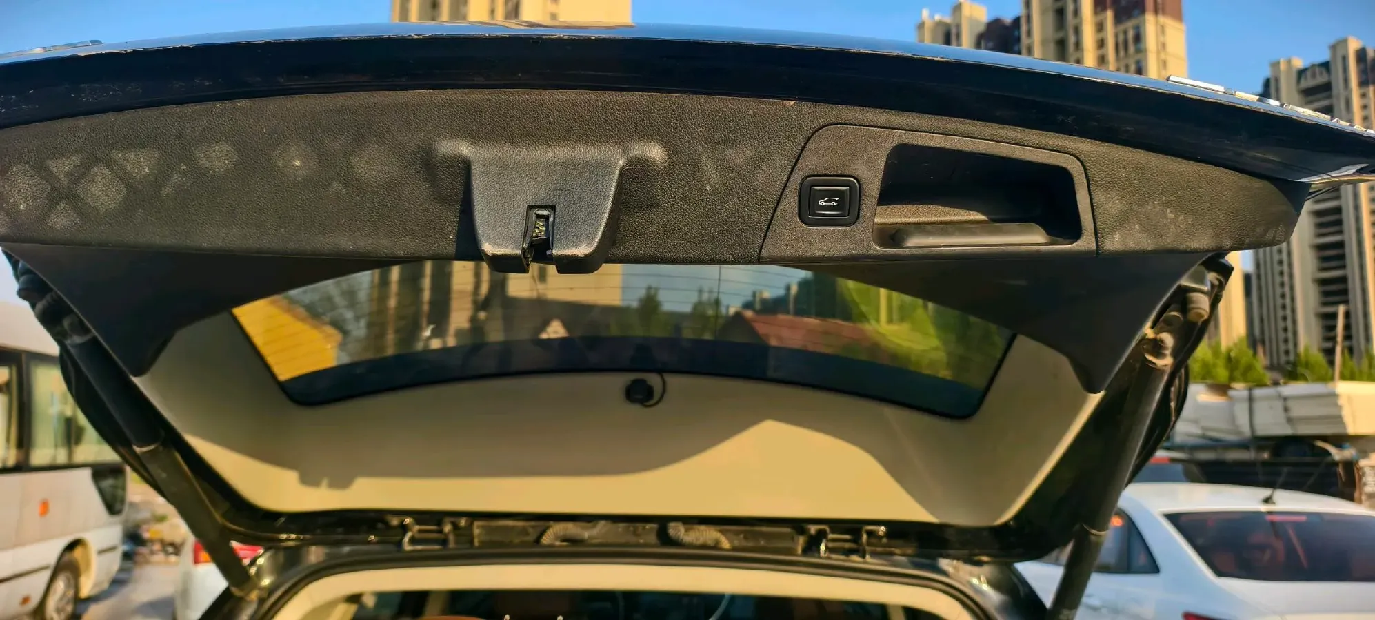 2020 Buick EnvisionPlus 2.0T 260HP L4 9AT,autocango,china used car exporter,china ev exporter,chinese used car exporter,chinese used ev exporter