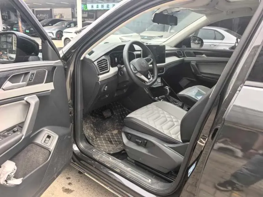 2023 Volkswagen Tayron 2.0T 186HP L4 7DCT,autocango,china used car exporter,china ev exporter,chinese used car exporter,chinese used ev exporter