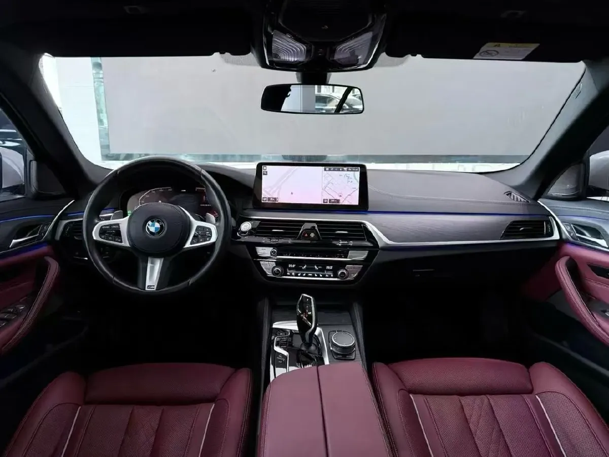 2021 BMW 5 Series 2.0T 252HP L4 8AT,autocango,china used car exporter,china ev exporter,chinese used car exporter,chinese used ev exporter