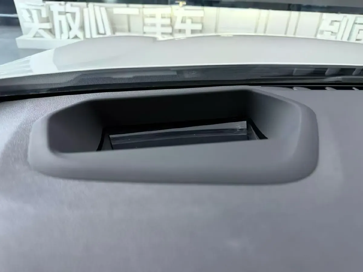 2021 BMW 5 Series 2.0T 252HP L4 8AT,autocango,china used car exporter,china ev exporter,chinese used car exporter,chinese used ev exporter