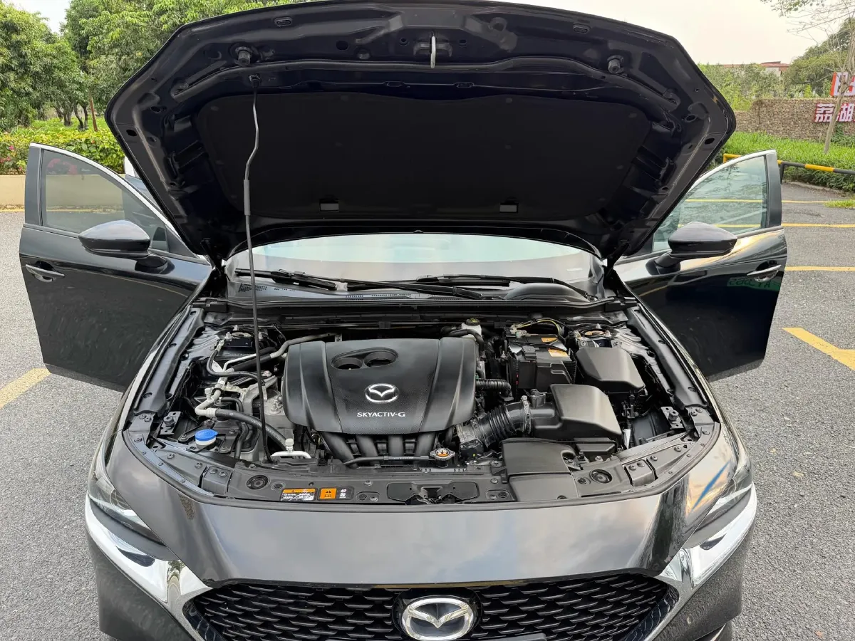 2020 Mazda 3 Axela 2.0L 158HP L4 6AT,autocango,china used car exporter,china ev exporter,chinese used car exporter,chinese used ev exporter