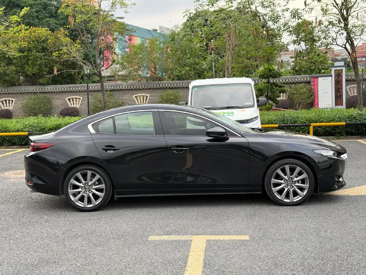 2020 Mazda 3 Axela 2.0L 158HP L4 6AT,autocango,china used car exporter,china ev exporter,chinese used car exporter,chinese used ev exporter