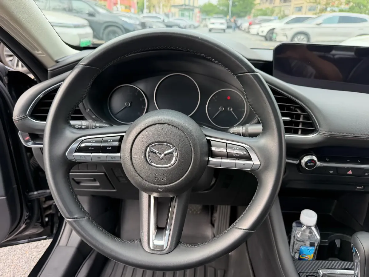 2020 Mazda 3 Axela 2.0L 158HP L4 6AT,autocango,china used car exporter,china ev exporter,chinese used car exporter,chinese used ev exporter