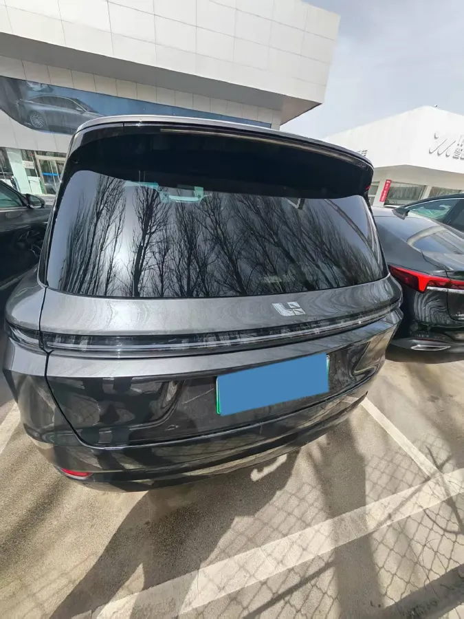 2023 Li L9 Range Extended 154HP REEV 42.6KWH,autocango,china used car exporter,china ev exporter,chinese used car exporter,chinese used ev exporter