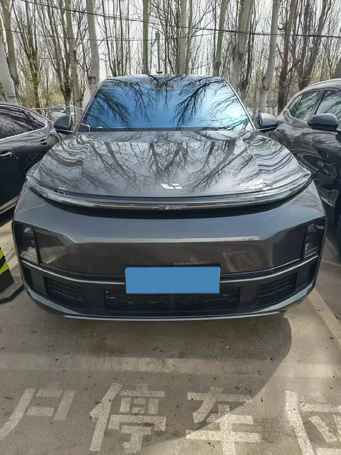 2023 Li L9 Range Extended 154HP REEV 42.6KWH,autocango,china used car exporter,china ev exporter,chinese used car exporter,chinese used ev exporter