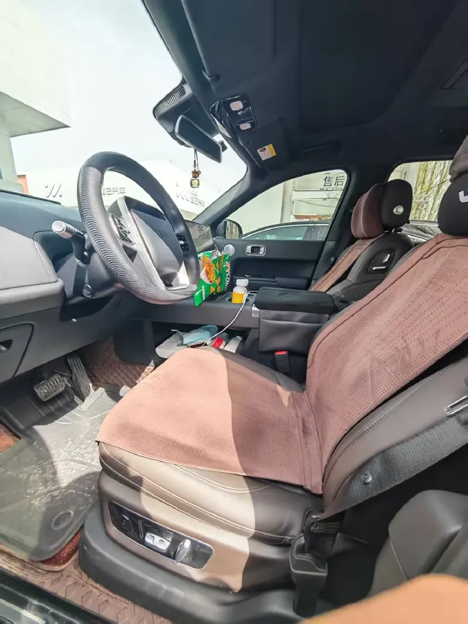 2023 Li L9 Range Extended 154HP REEV 42.6KWH,autocango,china used car exporter,china ev exporter,chinese used car exporter,chinese used ev exporter