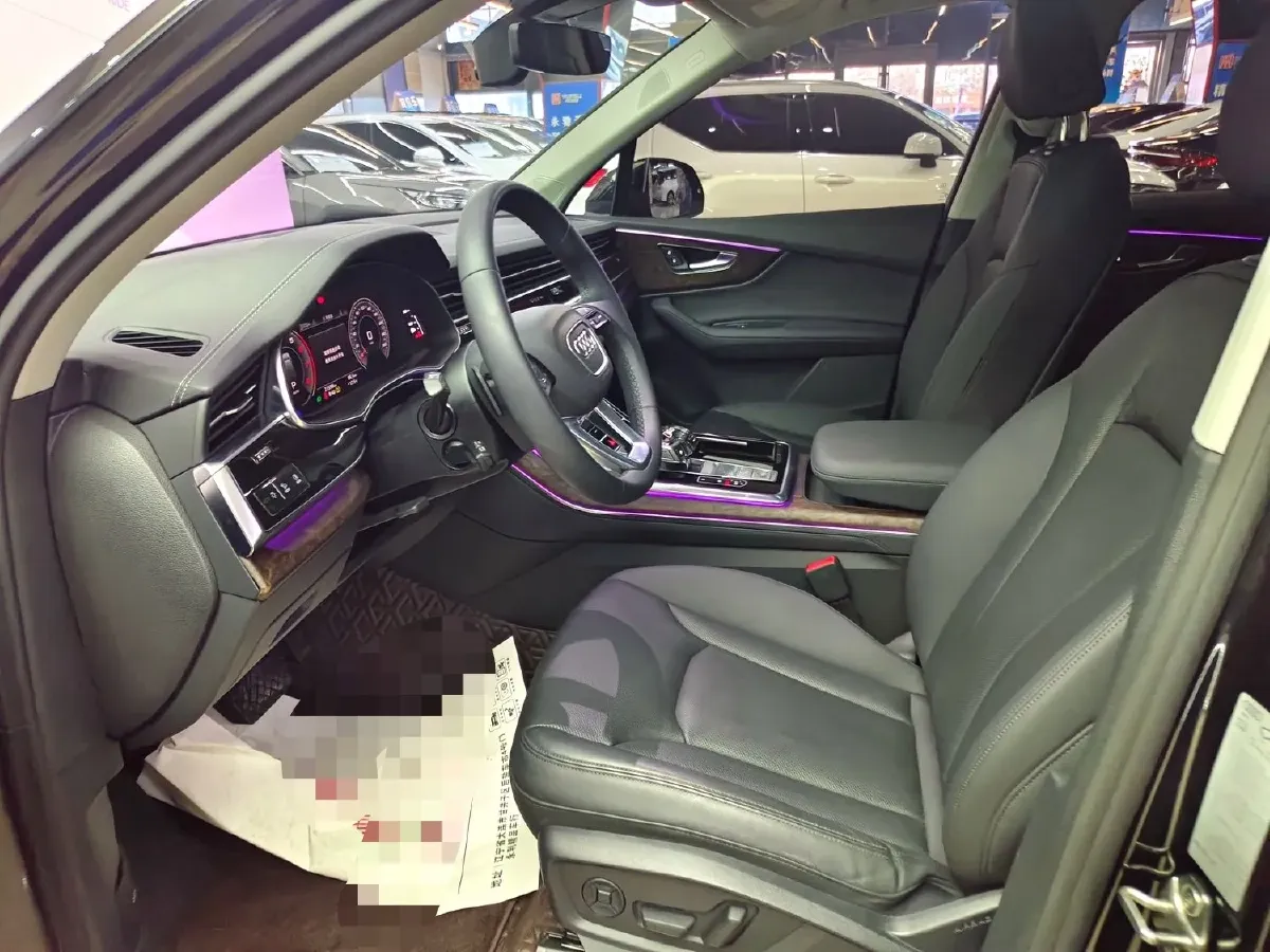 2023 Audi Q7 3.0T 340HP V6 8AT,autocango,china used car exporter,china ev exporter,chinese used car exporter,chinese used ev exporter