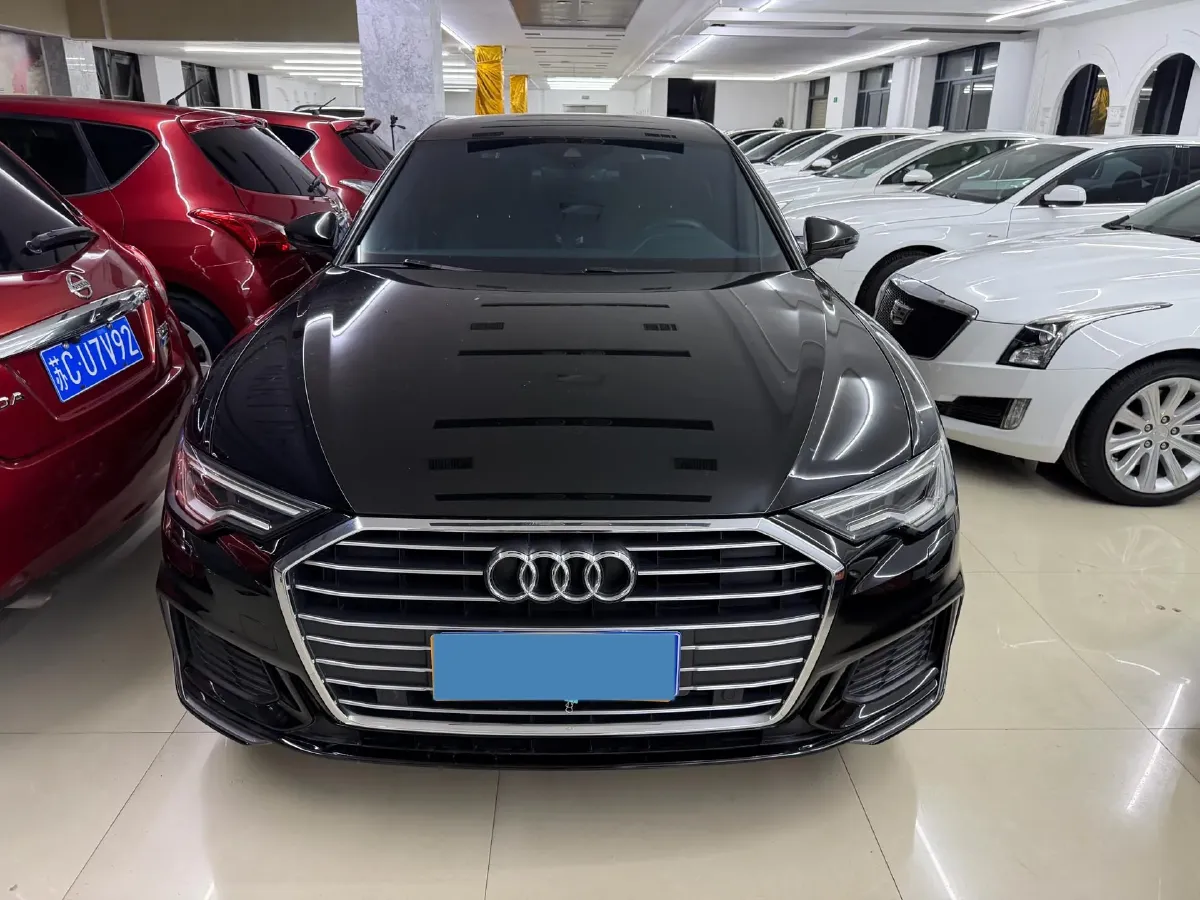 2020 Audi A6L 2.0T 190HP L4 7DCT,autocango,china used car exporter,china ev exporter,chinese used car exporter,chinese used ev exporter